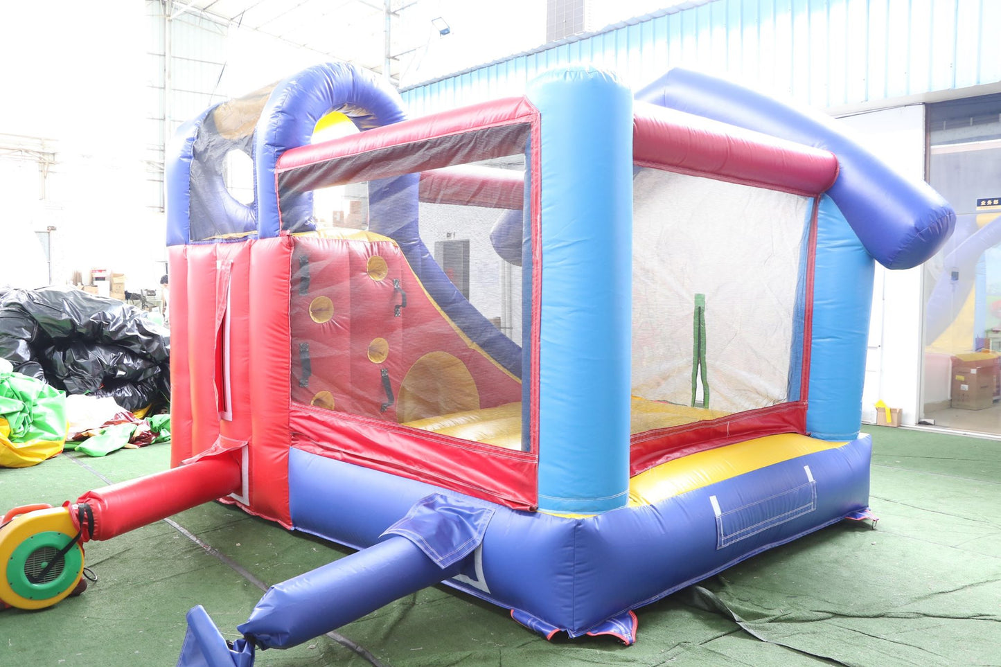 Bouncy (à vendre, usagé)