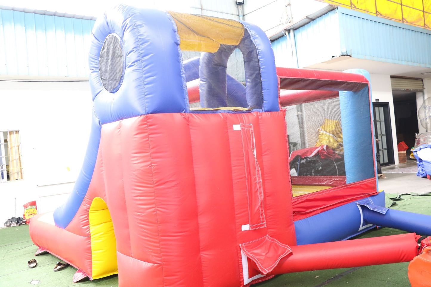 Bouncy (à vendre, usagé)