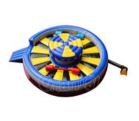 Combat de Lutte avec Casques et Bâtons