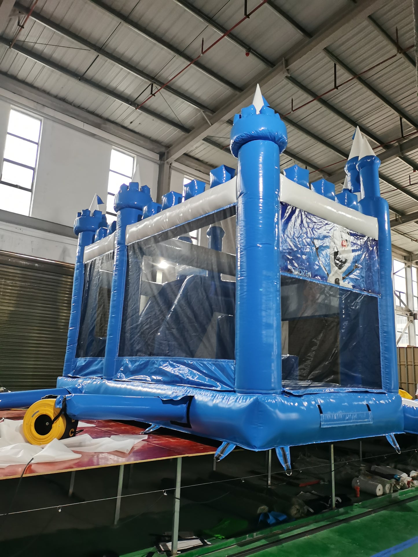 Château Reine des Neiges (Pignons Blancs)